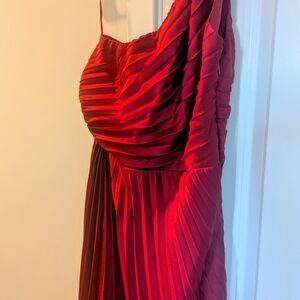 Elegant Red Pleated one Shoulder Dress